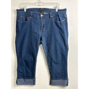 Forever 21 Plus Women's‎ Capri 14